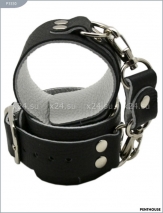 Черно-белые наручники из натуральной кожи