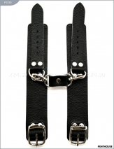 Черно-белые наручники из натуральной кожи