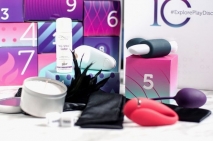 Подарочный набор WE-VIBE Discover Gift Box (10 предметов)