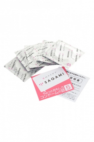 Тонкие латексные презервативы с разогревающим эффектом Sagami Hot Kiss (5 шт)