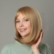 Парик удлиненное каре блонд с чёлкой и имитацией кожи (30 см)1