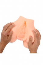 Небольшая реалистичная попка (вагина+анус) с вибрацией XISE